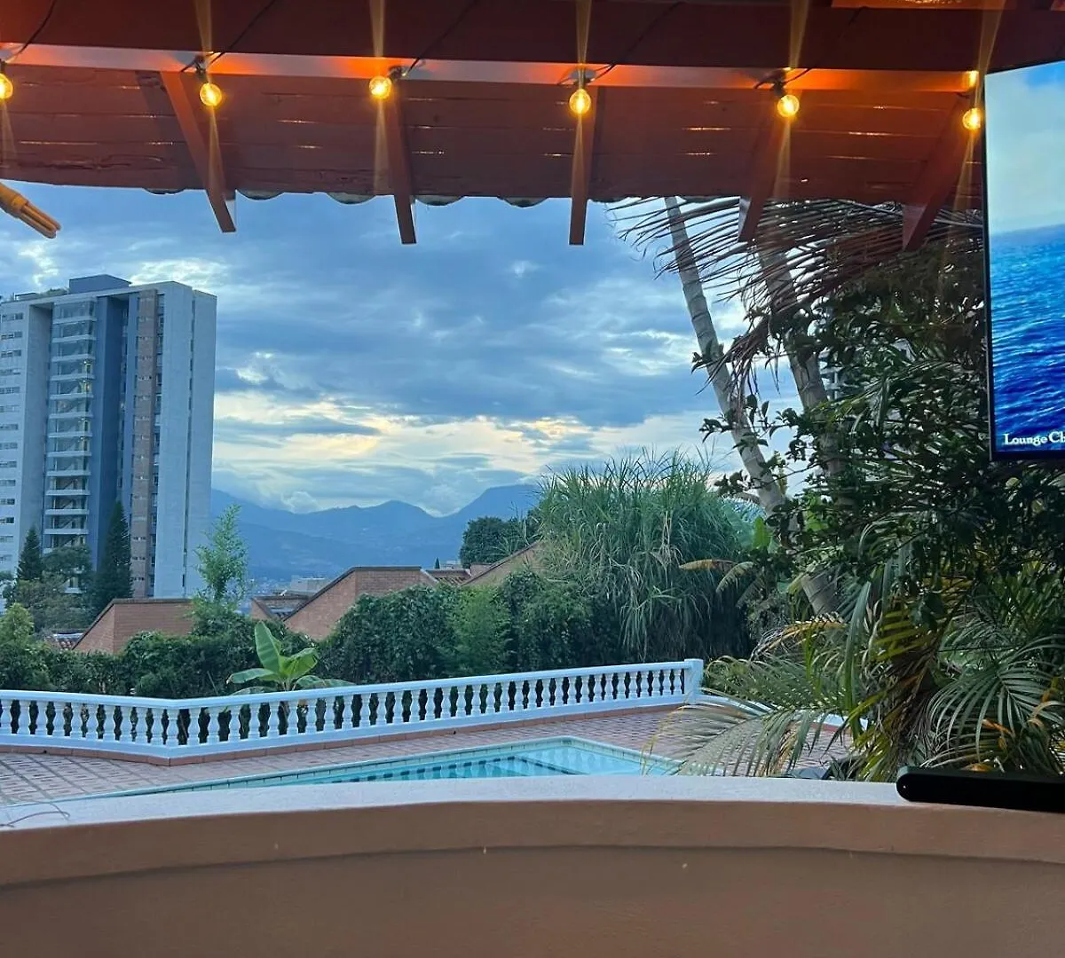 Villa Wellness , Infrared Sauna, Pool, Gym, Bar & Views Medellín