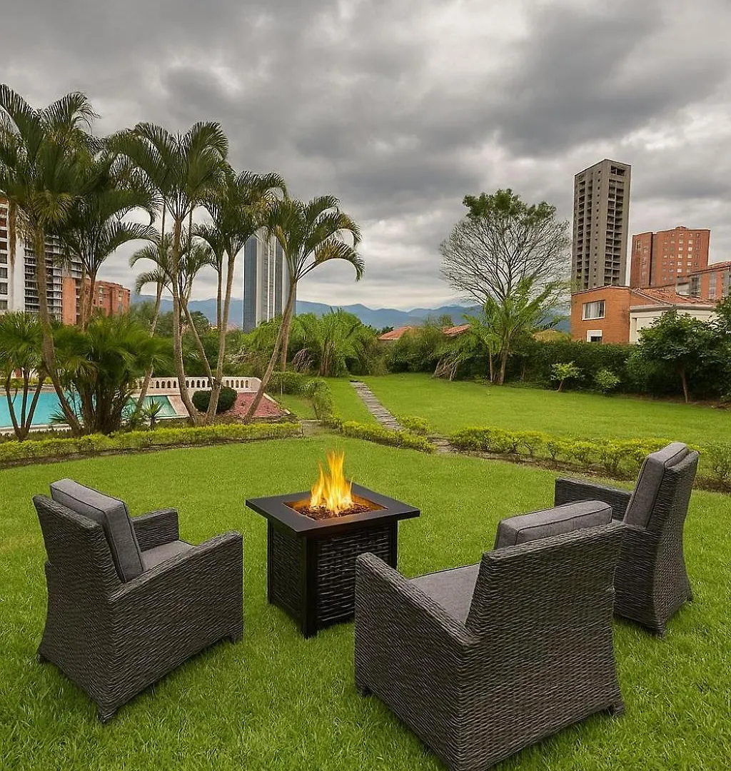 Wellness , Infrared Sauna, Pool, Gym, Bar & Views Medellín