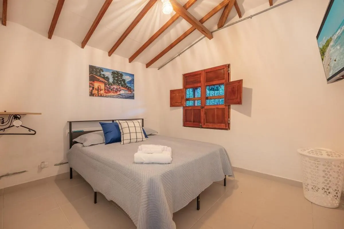 Wellness , Infrared Sauna, Pool, Gym, Bar & Views Medellín Villa