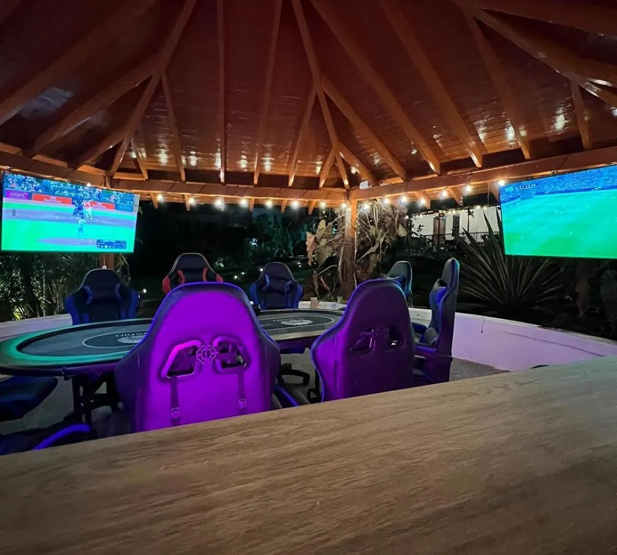 Wellness , Infrared Sauna, Pool, Gym, Bar & Views Medellín Villa