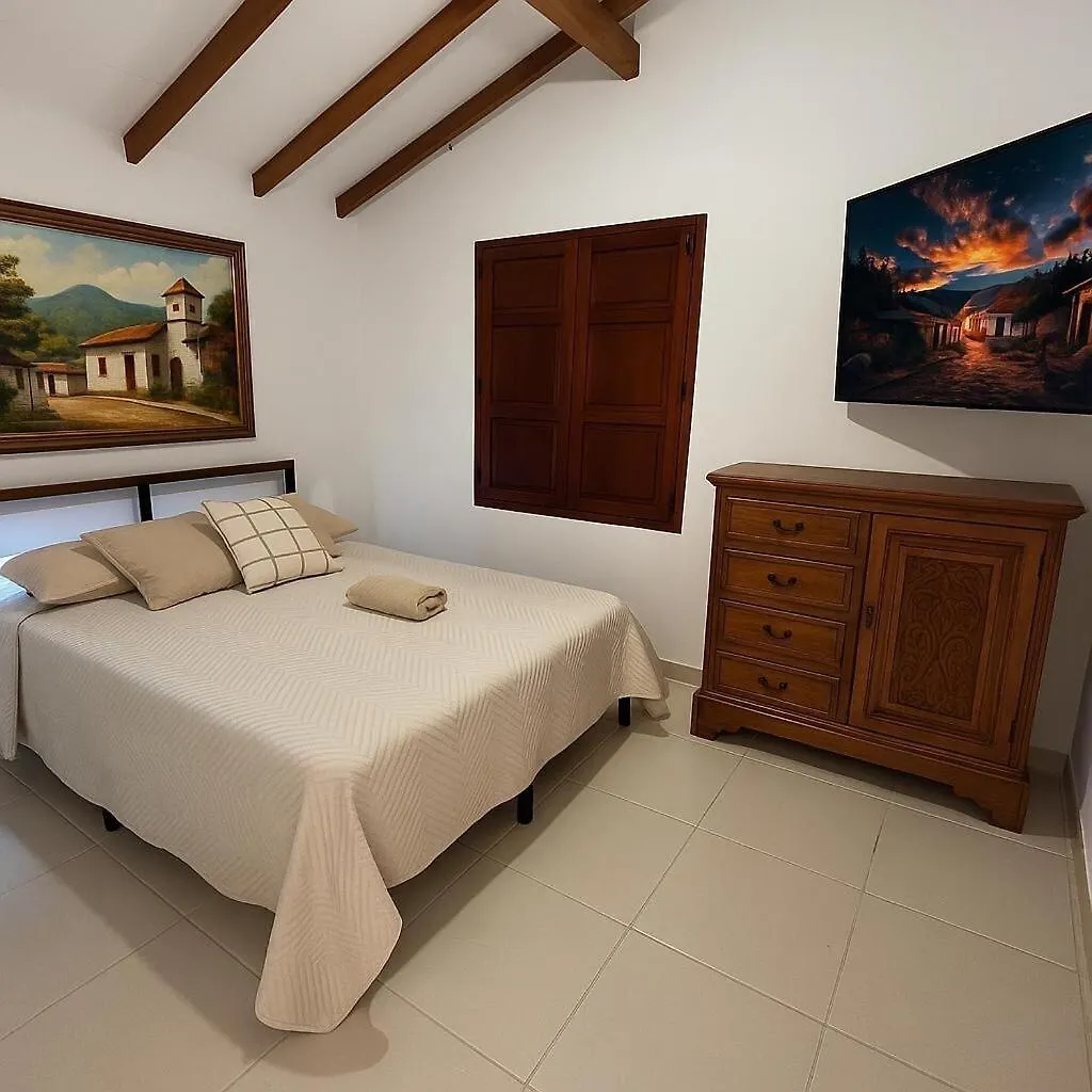 Wellness , Infrared Sauna, Pool, Gym, Bar & Views Medellín Villa